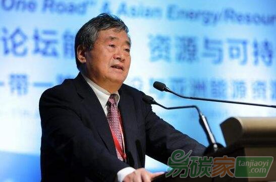 何建坤積極推進中國特色全國碳排放權(quán)交易市場建設